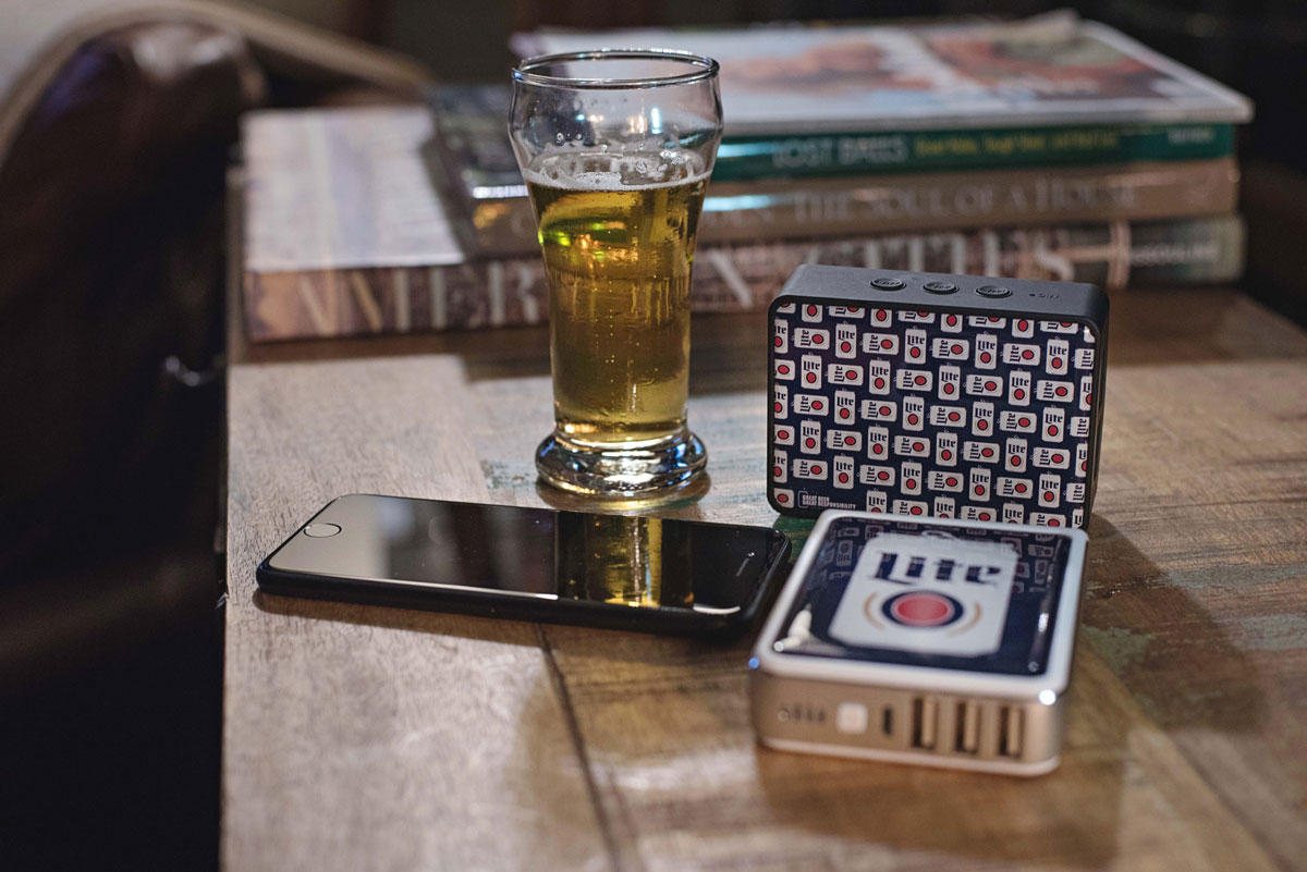 Miller Lite Bluetooth Speaker and Charger